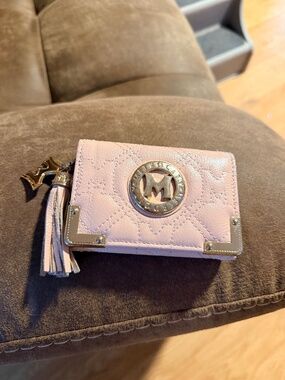 Metrocity pink wallet